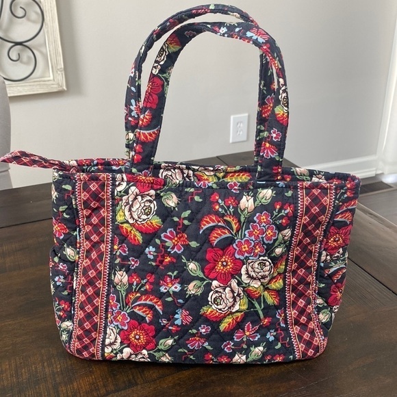 Vera Bradley Handbags - Vera Bradley Red and Black Floral Purse